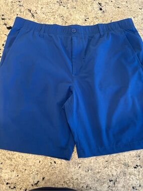 Under Armour Men's Royal Blue Flat-Front Athletic Shorts